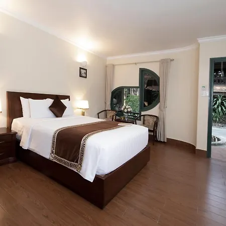 Phuong Nam Resort Thuan An Exterior photo