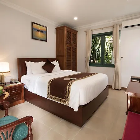 Phuong Nam Resort Thuan An Exterior photo