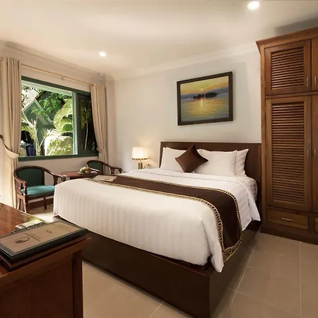Phuong Nam Resort Thuan An Exterior photo