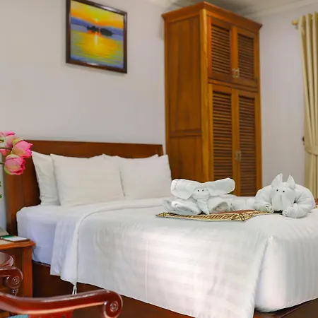 Phuong Nam Resort Thuan An Exterior photo